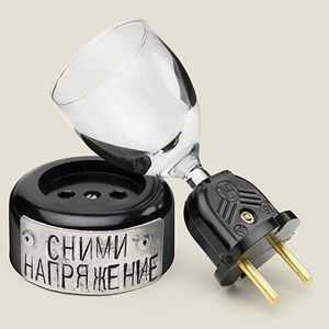 Сервировка стола, переделка и роспись посуды