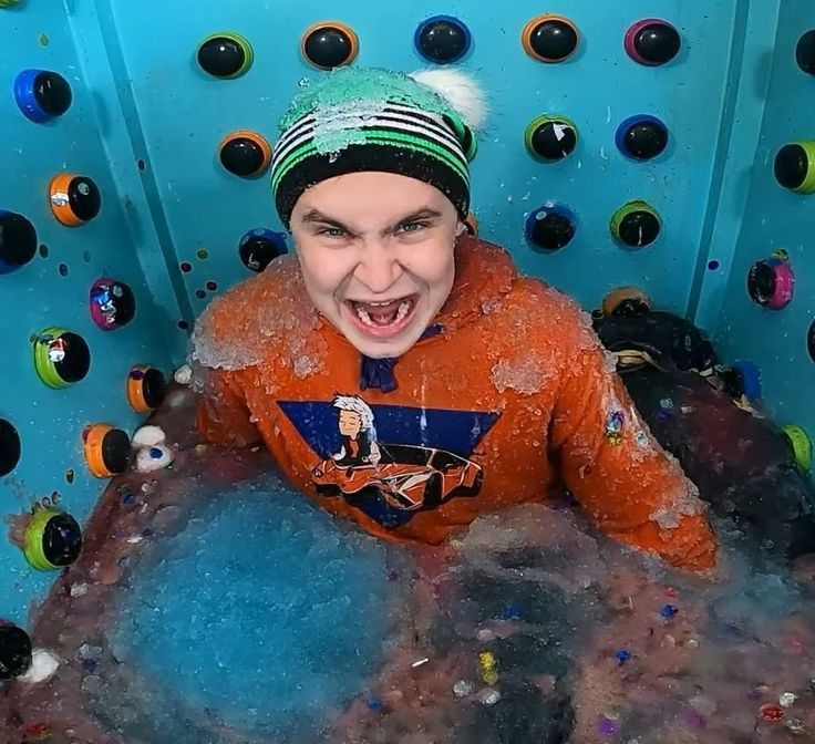 Сам ты чикрыжка ..(