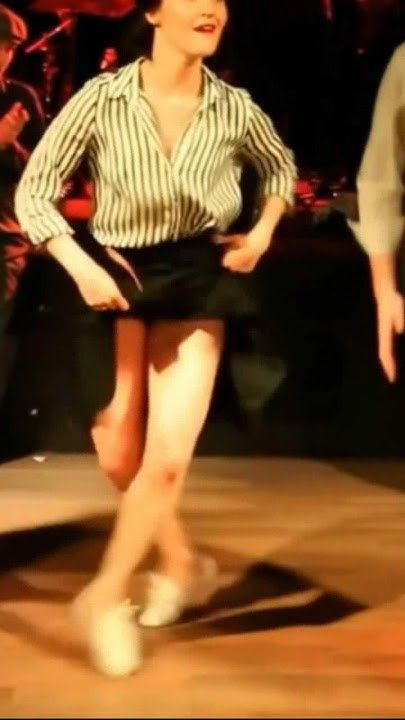 Что она вытворяет!? КРУТОЙ DANCE #Shorts