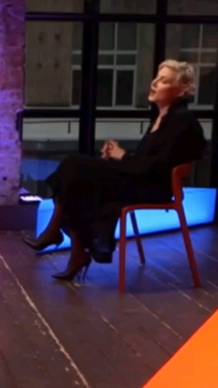 Рината Литвинова 🌹🌹🌹